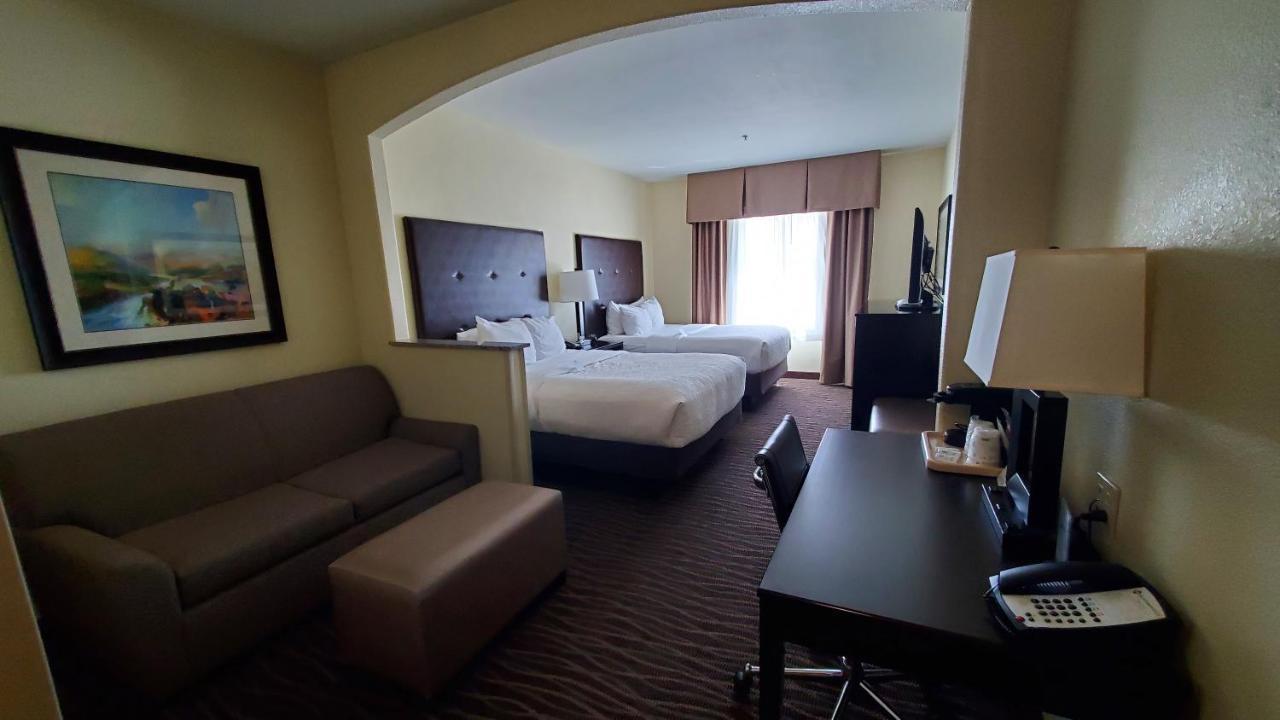 Best Western Plus Ellensburg Hotel Exterior photo